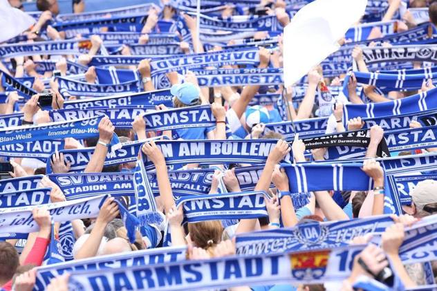 Bereit für das Abenteuer Erste Liga: Die Fans des Sensationsaufsteigers SV Darmstadt 98. Bild: Gleiche Höhe